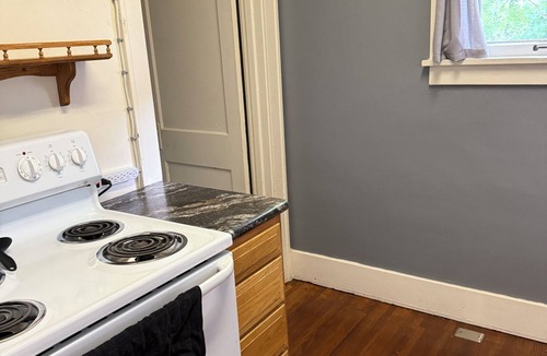 Fairmont House | Quaint 2 Bedroom Cottage