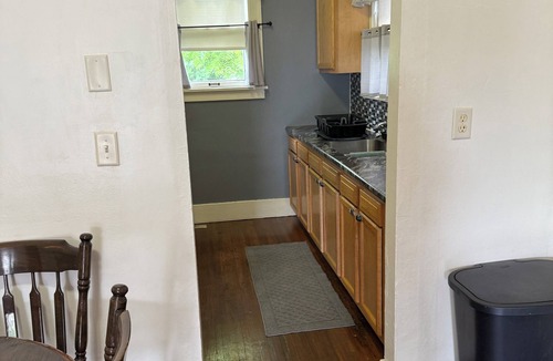 Fairmont House | Quaint 2 Bedroom Cottage