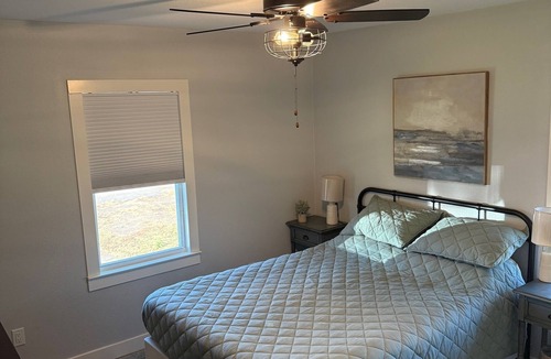 Uncertain House | Quaint 2-bedroom house by Caddo Lake.