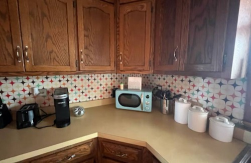 Beecher Apartment | Quaint 3-bedroom apt. with AC in charming Beecher