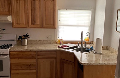 Central Escondido Apartment | Quaint and classy apartment near downtown Escondido