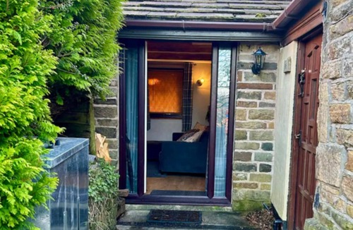 Bury Cottage | Quaint and Cosy Cottage - Manchester