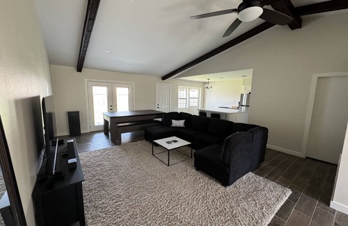 McAllen House | Quaint and quiet home away from home!