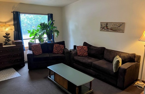 West Eugene Apartment | Quaint Apartment Blocks from Downtown Eugene