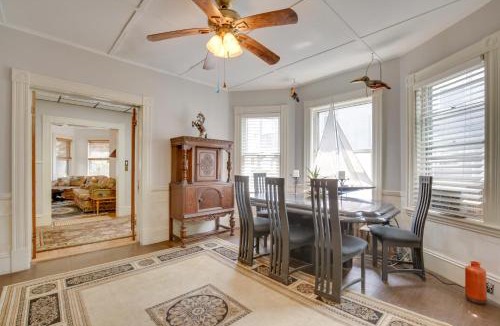 Beverly House | Quaint Beverly Townhome: Walk to Beach & Downtown!