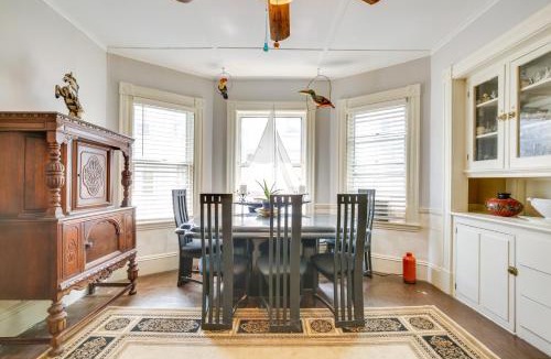Beverly House | Quaint Beverly Townhome: Walk to Beach & Downtown!