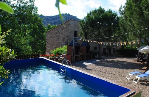 Cornudella de Montsant Cottage | Quaint Cottage in Costa Dorada with Swimming Pool
