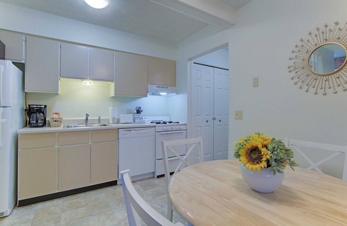 North Canton Apartment | Quaint & Comfortable 1BR