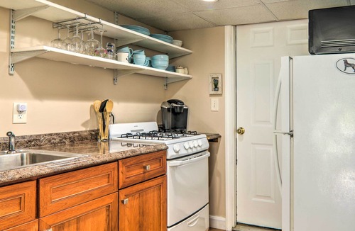 Bourne Apartment | Quaint & Convenient! Cape Cod Apt Near Canal