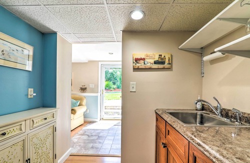 Bourne Apartment | Quaint & Convenient! Cape Cod Apt Near Canal