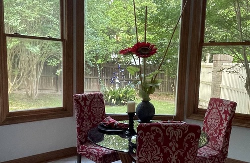 Hattiesburg House | Quaint Cottage Awaits