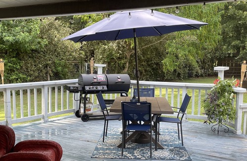 Hattiesburg House | Quaint Cottage Awaits
