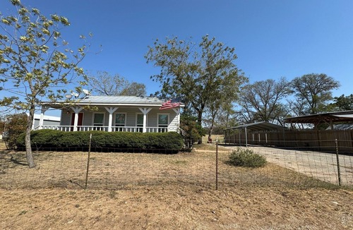 Boerne Cottage | Quaint Cottage in Scenic Sisterdale