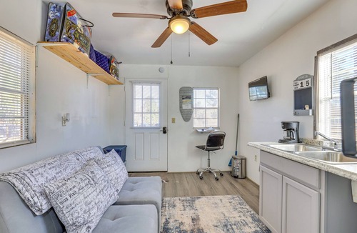 Smith County Apartment | Quaint Couple's Retreat in Rural Overton
