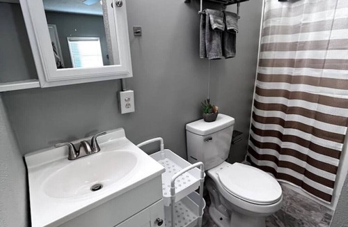 Saint Johns Apartment | Quaint & Cozy Efficiency #7