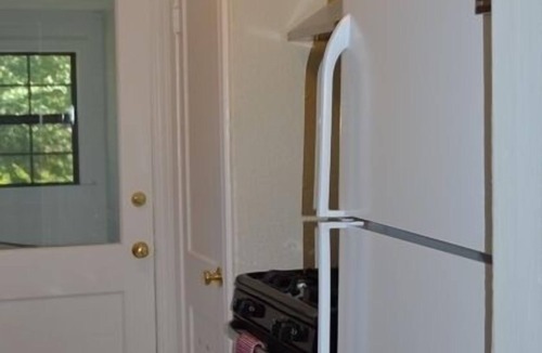 Knox - Henderson Apartment | Quaint Duplex Lower Greenville Area - Close to Fair Park, SMU & World Cup events