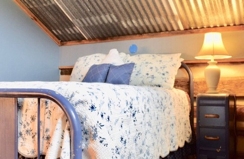 Greeneville Cabin | Quaint Farmstay in East Tennessee
