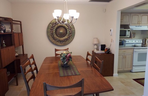 Edgewater House | QUAINT FLORIDA GETAWAY