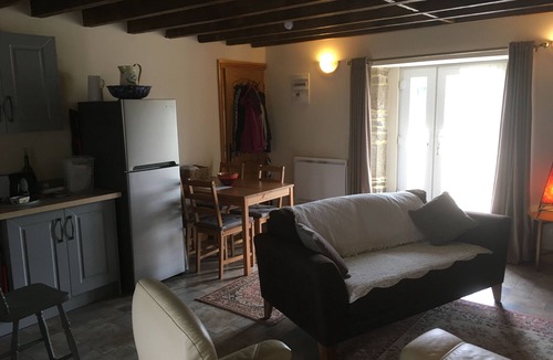 Savigny-le-Vieux Cottage | "Quaint French Cottage"