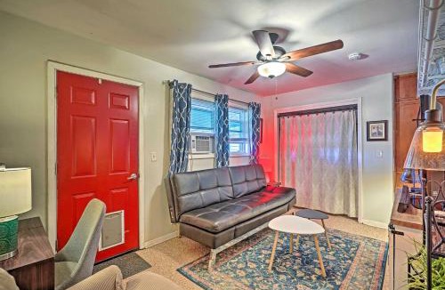 Garden City Apartment | Quaint Garden City Studio w/Hot Tub: Pets Welcome