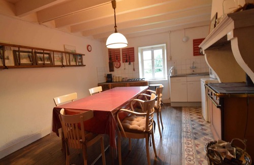 Barricourt House | Quaint Holiday Home in Tailly