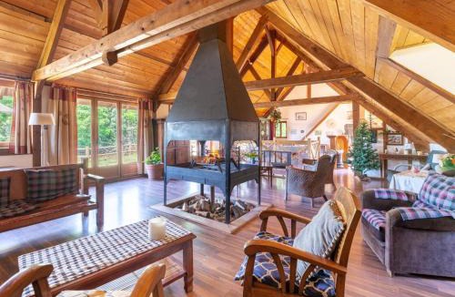 Ferce House | Quaint Holiday Home in Ferce