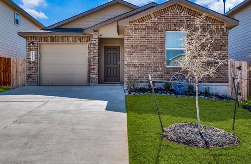 Medina Valley House | Quaint Home with a Beautiful Backyard, located by Lackland AFB