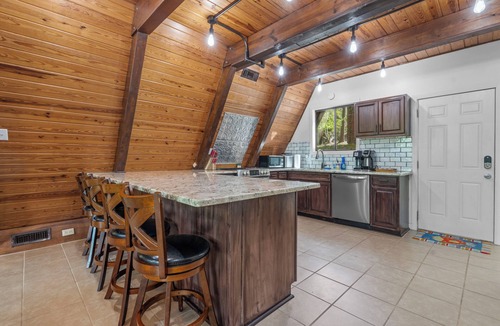 Rockwell House | Quaint Lake Hamilton Home, Boat Dock & Nice Views