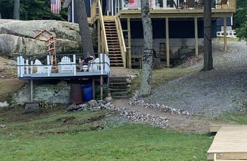 Wellesley Island Cottage | Quaint lakeside cottage with stunning views.