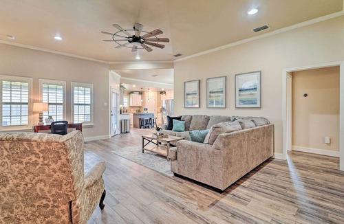 Lubbock House | Quaint Lubbock Home ~ 6 Mi to TTU + Downtown!