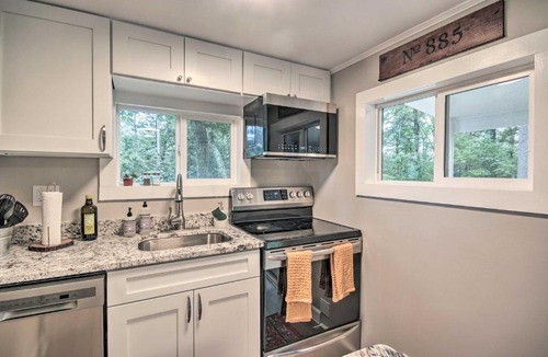 Mount Jackson House | Quaint Mt Jackson Cottage with Sweeping Views!