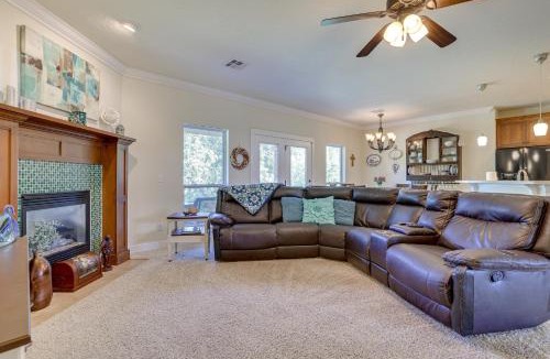 Noble House | Quaint Noble Home: 6 Mi to University of Oklahoma!
