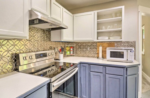 Suquamish House | Quaint Northwestern Home w/ Beach Access!