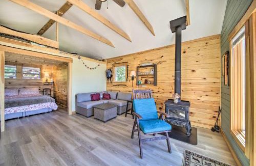 Oakland House | Quaint Oakland Getaway on East Pond Lake!