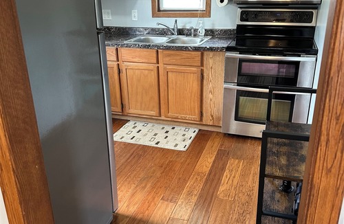 Emporia House | Quaint parkside home