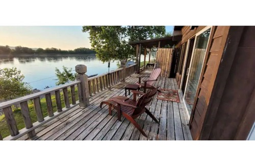St. Joseph Cabin | Quaint peaceful waterfront cabin #2, two bedrooms, split level.