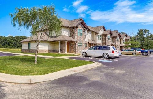 Pocahontas House | Quaint Pocahontas Townhome, Central Location!