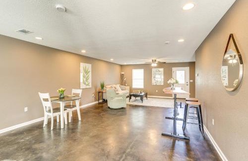 Pocahontas House | Quaint Pocahontas Townhome, Central Location!