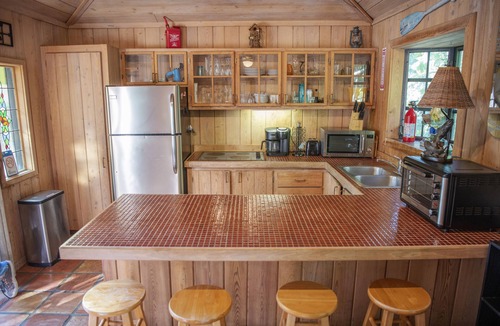 Boynton Beach Apartment | Quaint Pool House in Tropical Setting