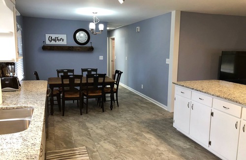 Fayetteville House | QUAINT REMODELED HOME