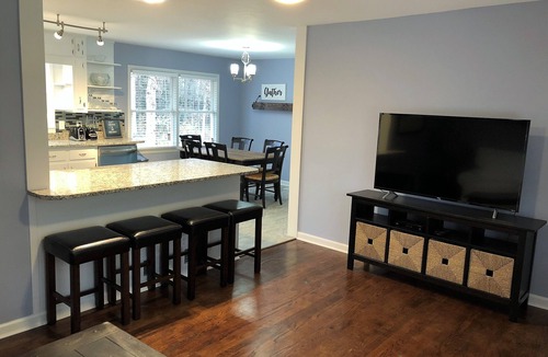 Fayetteville House | QUAINT REMODELED HOME