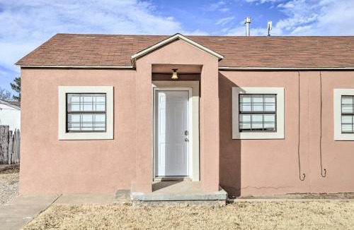 Roswell Apartment | Quaint Roswell Retreat about 1 Mi to Main Street!