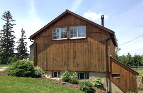 Guelph/Eramosa House | Quaint, Rustic 1870's Renovated Farm Shed