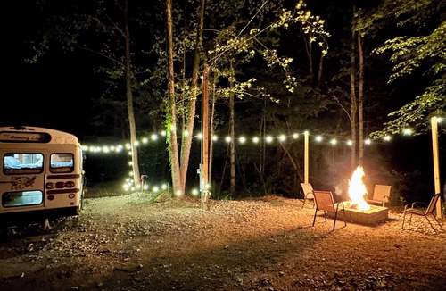 Stanton House | Quaint School Bus with AC near Red River Gorge