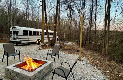 Stanton House | Quaint School Bus with AC near Red River Gorge