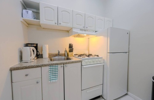 Prudential - St. Botolph Apartment | Quaint studio apartment! Back Bay Area