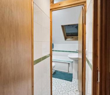 South Harrow Apartment | Quaint studio flat in Harrow