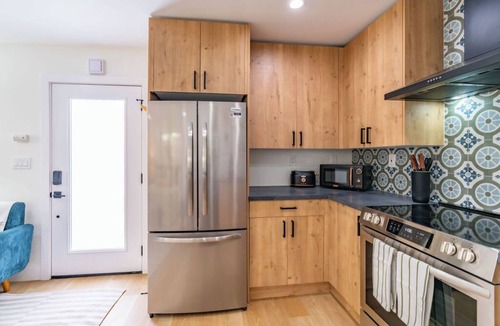 Hillcrest Apartment | Quaint Studio in Charming Marston Hills