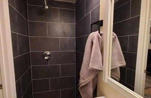 Federal Hill Apartment | Quaint Studio in popular Fed Hill with free parking