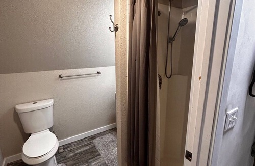 Washington Apartment | Quaint studio loft apartment on Eastside